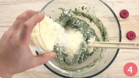 Cannelloni ricotta e spinaci - Passo 4