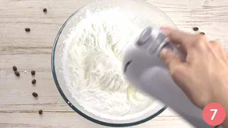 Gelato al caffè senza gelatiera - Passaggio 7