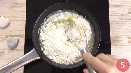 Pasta al forno con radicchio e salsiccia - Passaggio 5