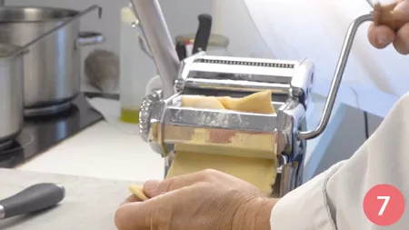 Ravioli ricotta e spinaci - Passaggio 7
