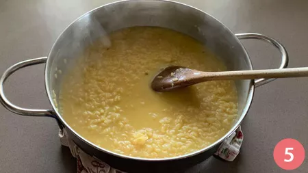 Risotto allo zafferano - Passaggio 5