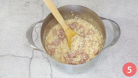 Risotto con salsiccia - Passaggio 5