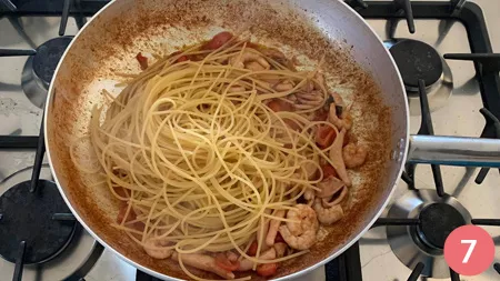 Spaghetti ai frutti di mare - P7