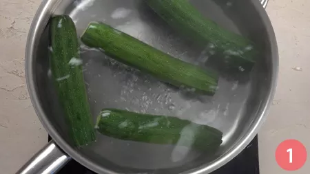 Zucchine ripiene vegetariane - Passaggio 1