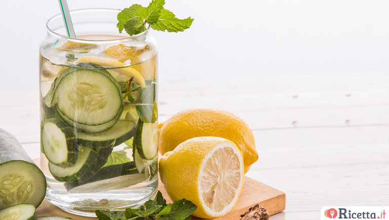 acqua detox ananas limone e zenzero acqua detox ananas limone e zenzero