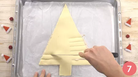 Albero di Natale di pasta sfoglia - Passo 7