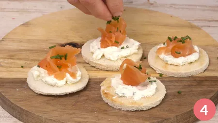 Antipasti al salmone - tartine - P4