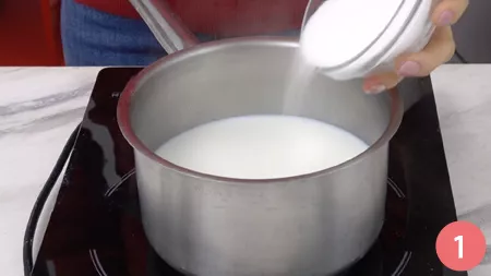 Biancomangiare con biscotti - P1