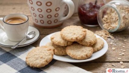 Biscotti con fiocchi di avena Bimby: frollini senza glutine per la colazione