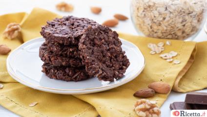 Biscotti avena e cioccolato senza cottura