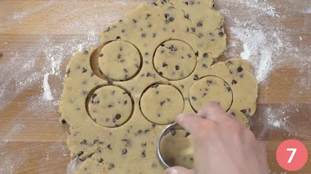 Biscotti con gocce di cioccolato - Passaggio 7