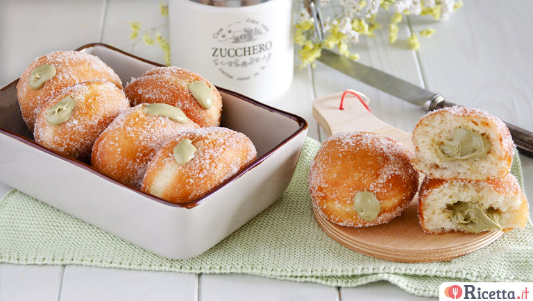 Bomboloni al pistacchio