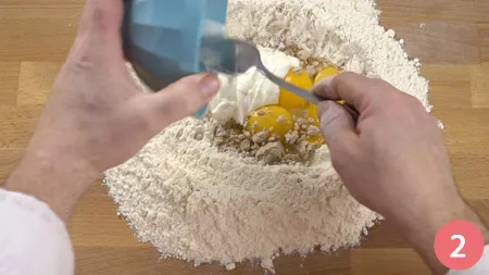 Brioches allo yogurt - Passo 2