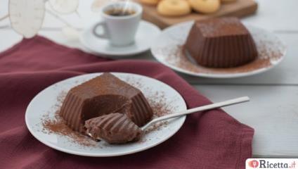 Budino al cacao Bimby: cremoso, senza glutine né gelatina