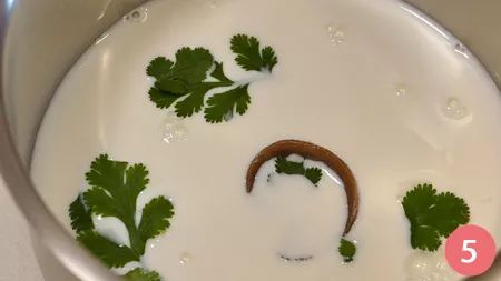 Cappuccino di broccoli e coriandolo - Passaggio 5