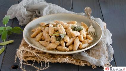 Capunsei mantovani, gnocchi di pane facili e veloci