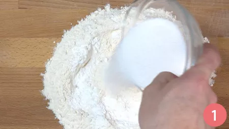 Castagnole di ricotta - Passo 1