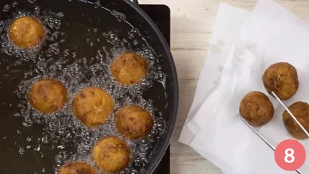 Castagnole di ricotta - Passo 8