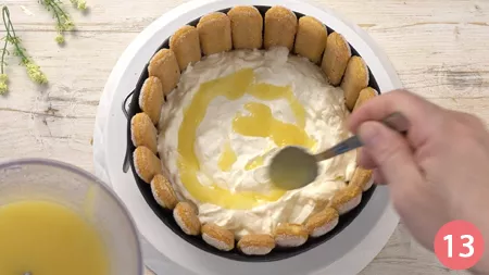 Charlotte al limone - passaggio 13