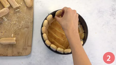 Charlotte alle pesche - Passaggio 2