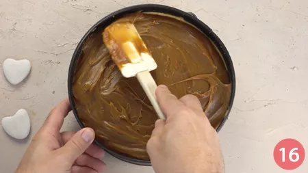 Cheesecake al caramello - Passaggio 16