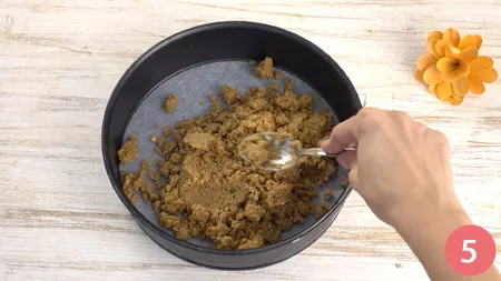 Cheesecake alle pesche - Passaggio 5