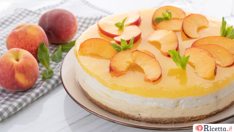 Cheesecake alle pesche senza cottura intera