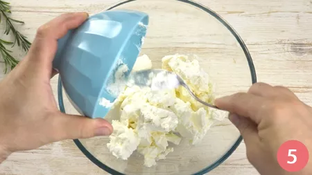 Cheesecake salata alle olive - Passaggio 5