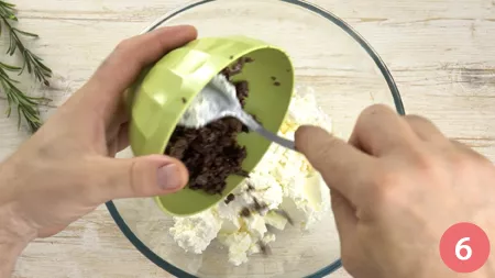 Cheesecake salata alle olive - Passaggio 6