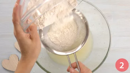 Ciambella al cacao con soli albumi - Passaggio 2