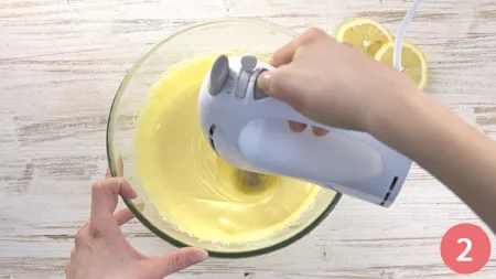 Ciambella al limone e ricotta - Passaggio 2