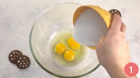 Ciambella Pan di Stelle - Passaggio 1