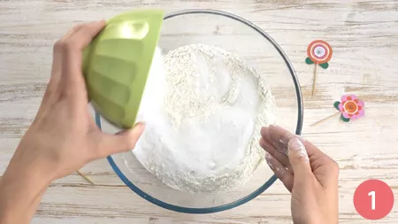 Ciambelle dolci al forno - Passaggio 1