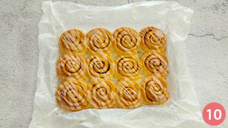 Cinnamon rolls - p10