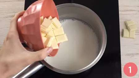 Cioccolata calda bianca - Passaggio 1
