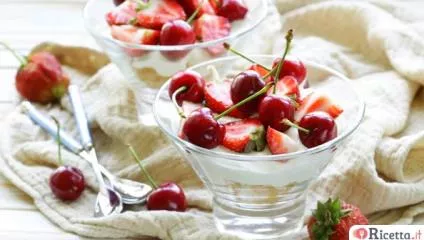3 dolci con le ciliegie