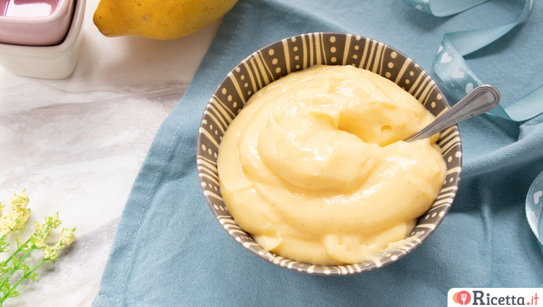 Come fare una crema pasticcera perfetta: trucchi e consigli