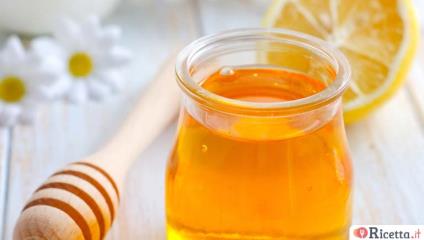 Come sostituire lo zucchero con il miele
