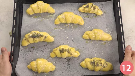 Cornetti salati di pasta brioche - Passaggio 12