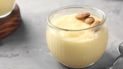 Crema frangipane: crema alle mandorle per farcire torte e crostate