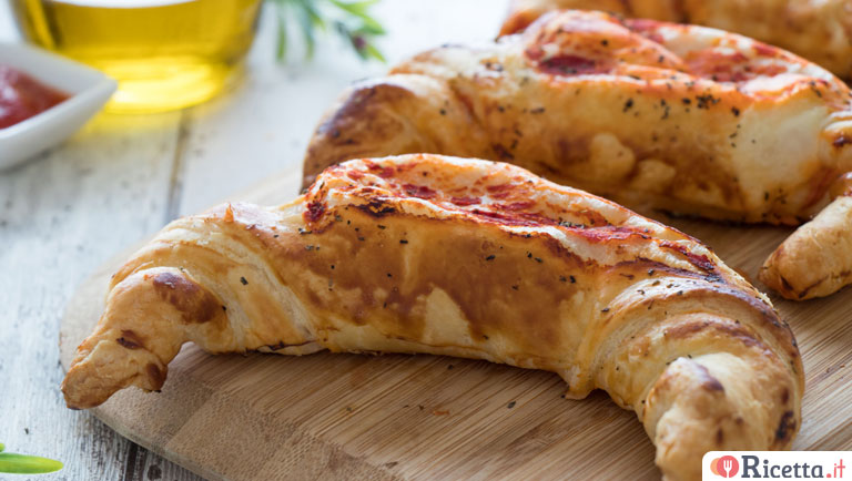 Ricetta Croissant alla pizza - Consigli e Ingredienti | Ricetta.it