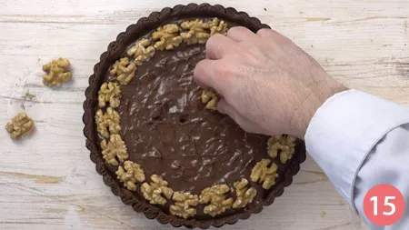 Crostata al cioccolato e noci - Passo 15