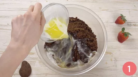 Crostata al cioccolato senza cottura - Passaggio 1