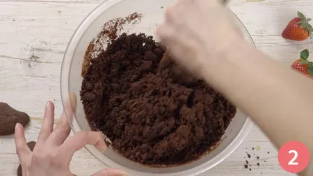 Crostata al cioccolato senza cottura - Passaggio 2