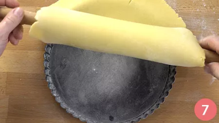 Ricopriamo con la mamrmellata che più preferiamo