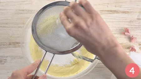 Crostata morbida con crema allo yogurt - Passaggio 4