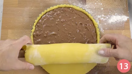 Crostata ripiena di cioccolato e noci - Passaggio 13