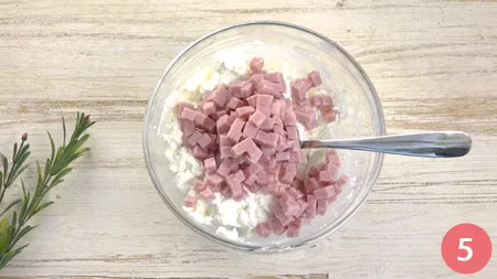 Crostata salata con ricotta e prosciutto cotto - Passaggio 5