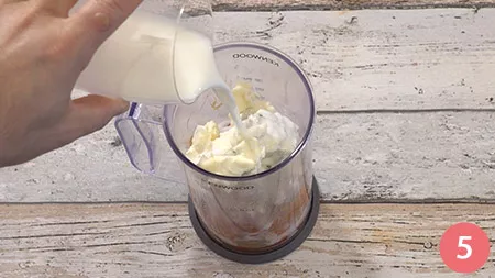 farfalle-con-crema-di-peperoni-e-gorgonzola5