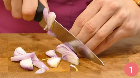 Filetto di orata, salsa di pane e sambal - Passaggio 1